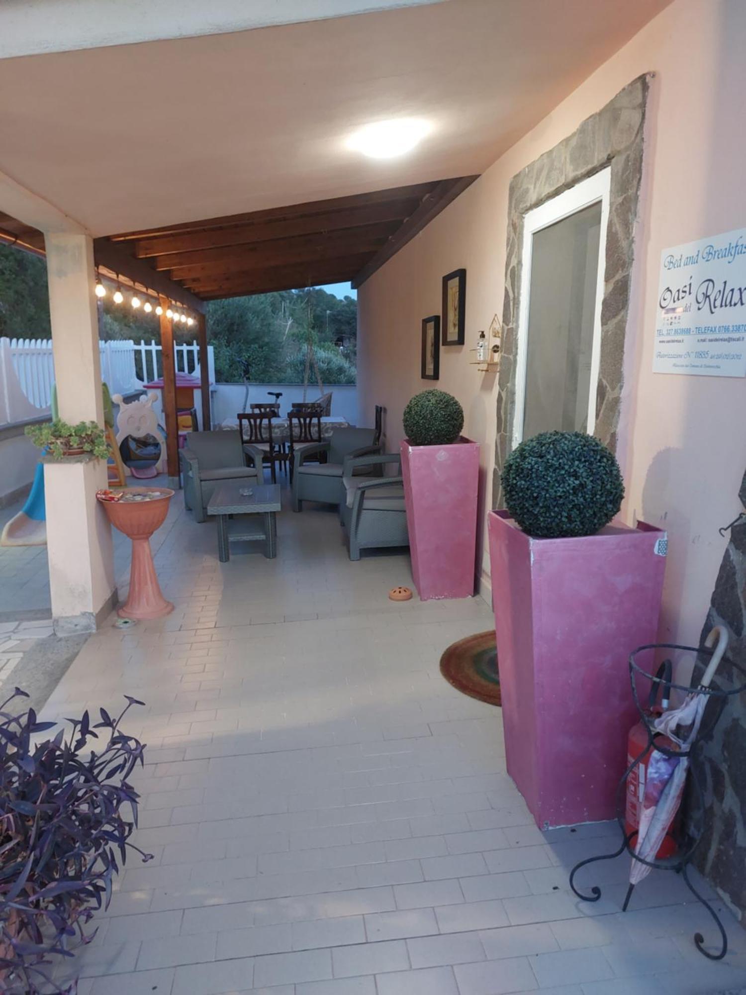 Oasi Del Relax Bed & Breakfast Чивитавекия Екстериор снимка